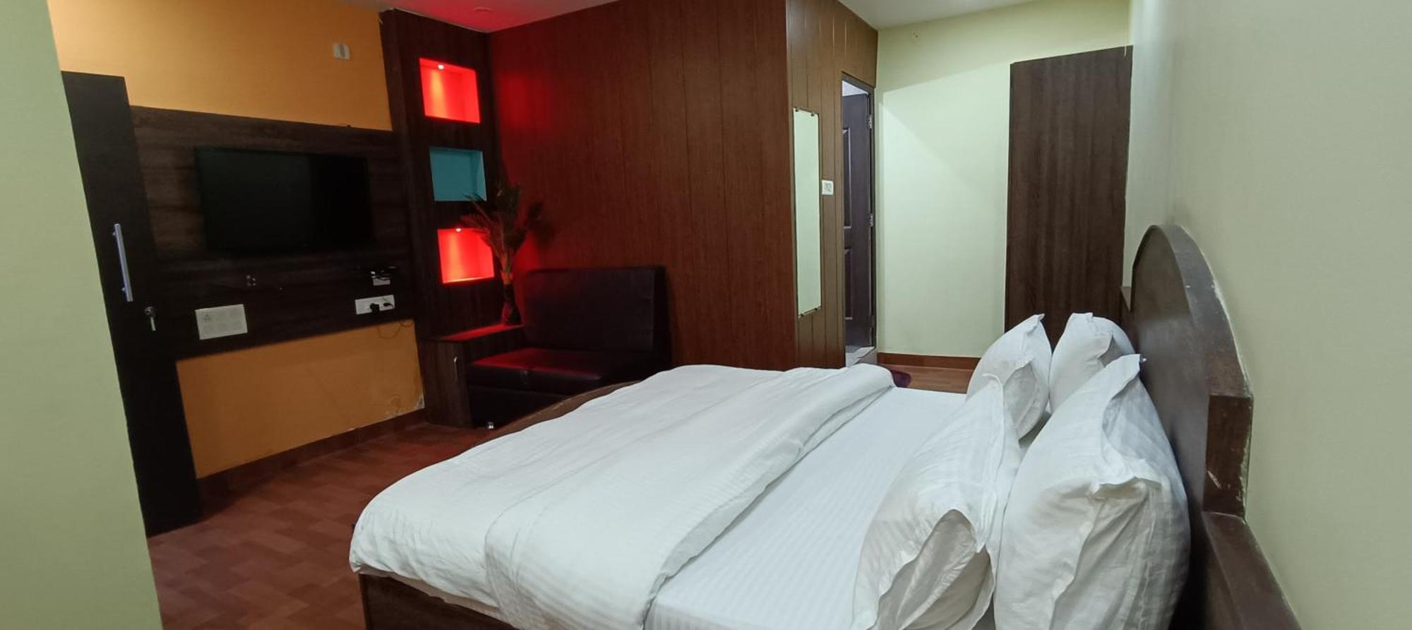 Fun And Food Resort & Holidays Harsola 외부 사진