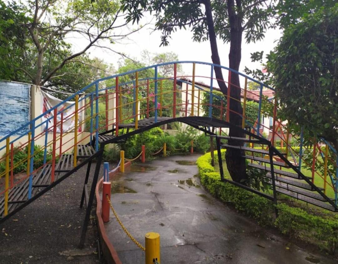 Fun And Food Resort & Holidays Harsola 외부 사진
